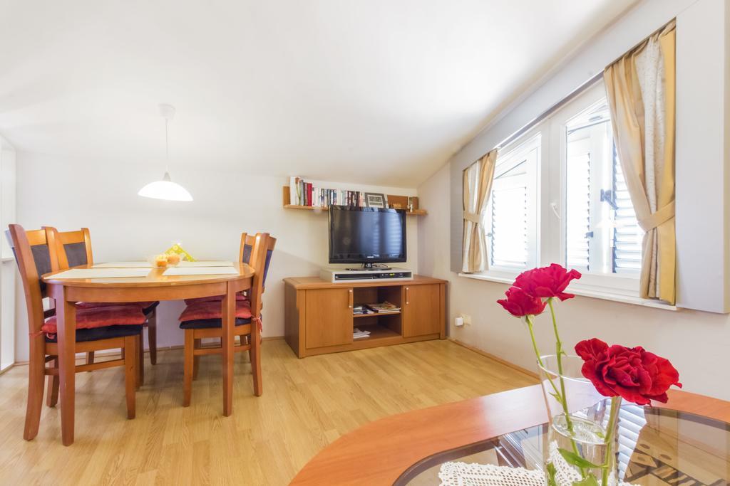 Apartamento Oaza Tribunj Sea View Habitación foto