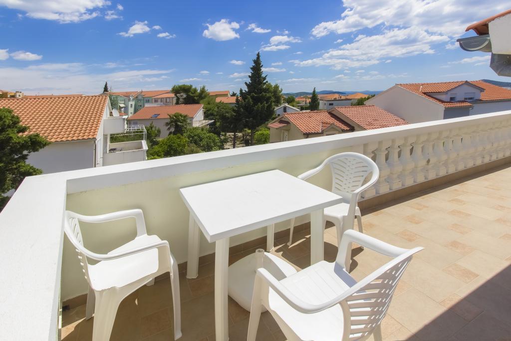 Apartamento Oaza Tribunj Sea View Habitación foto